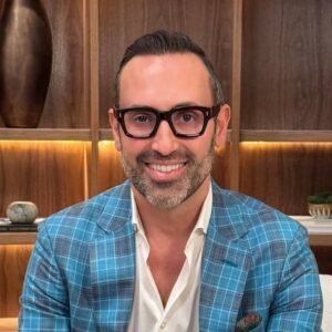 Dr. Kian Karimi